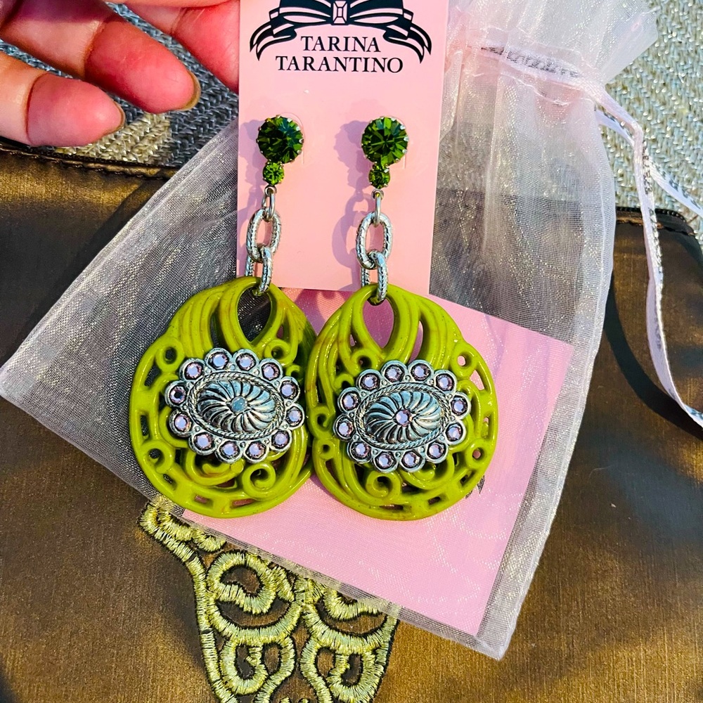 TARINA TARANTINO green dangle earrings💚⭐️💚Rare vintage💚